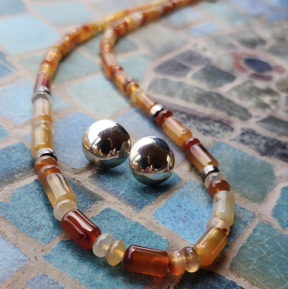 Sterling Silver Carnelian Graduated Necklace Set